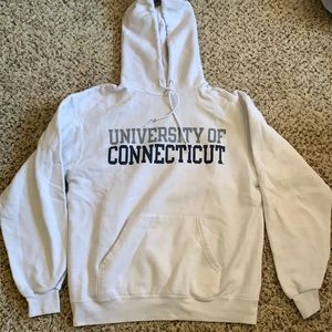 UConn white champion sweatshirt